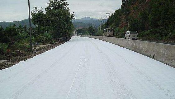 如何用麻豆最新网址修补旧沥青路面